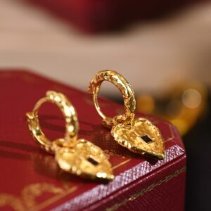 Valentine's Day Vintage Heart-Shaped Earrings